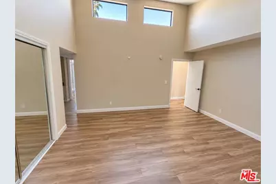 15554 Parthenia St #8, Los Angeles, CA 91343 - Photo 13
