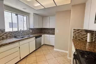 15554 Parthenia St, Los Angeles, CA 91343 - Photo 9