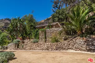 2961 Gorge Rd, Malibu, CA 90265 - Photo 9