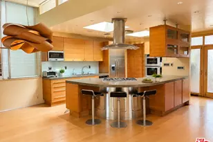 13523 Hartland St, Los Angeles, CA 91405 - Photo 7