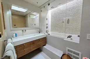 13523 Hartland St, Los Angeles, CA 91405 - Photo 65