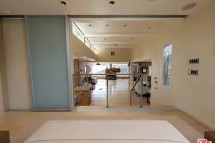 13523 Hartland St, Los Angeles, CA 91405 - Photo 17