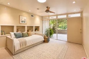13523 Hartland St, Los Angeles, CA 91405 - Photo 23