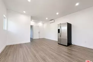 6742 Radford Ave, Los Angeles, CA 91606 - Photo 37