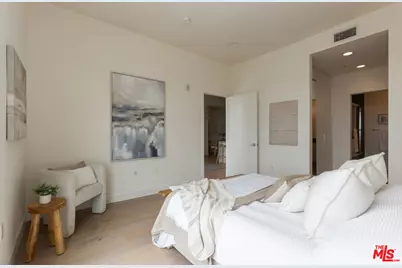 105 S Mariposa Ave #502, Los Angeles, CA 90004 - Photo 29