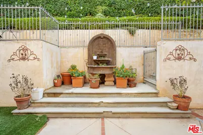 1035 Westholme Ave, Los Angeles, CA 90024 - Photo 41