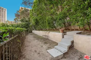1035 Westholme Ave, Los Angeles, CA 90024 - Photo 47