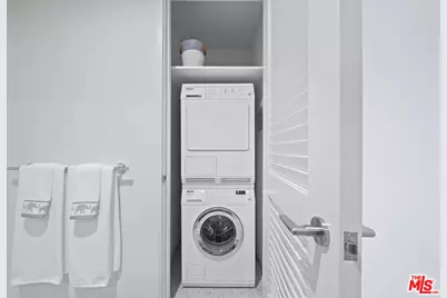877 Francisco St #2609, Los Angeles, CA 90017 - Photo 21