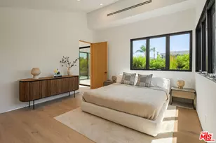 1130 N Poinsettia Pl, West Hollywood, CA 90046 - Photo 29