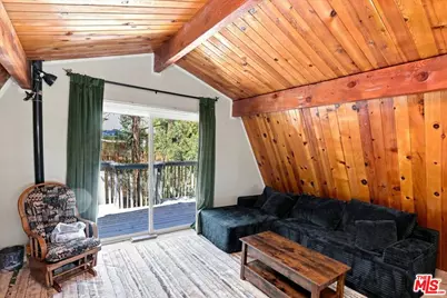 550 Pine Ln, Sugarloaf, CA 92386 - Photo 13