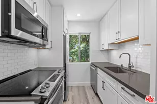 960 Larrabee St, West Hollywood, CA 90069 - Photo 15