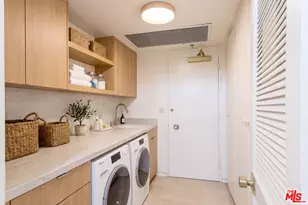 1333 S Beverly Glen Blvd, Los Angeles, CA 90024 - Photo 23
