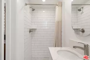 1341 N Mariposa Ave, Los Angeles, CA 90027 - Photo 59