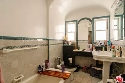 6366 Orange St, Los Angeles, CA 90048 - Photo 71