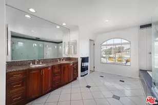 12610 Bonaparte Ave, Los Angeles, CA 90066 - Photo 13