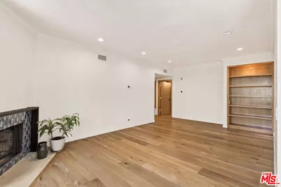 11667 Gorham Ave #201, Los Angeles, CA 90049 - Photo 13