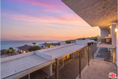 18203 Coastline Dr #2, Malibu, CA 90265 - Photo 25