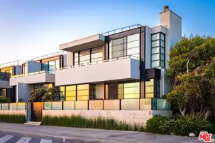 117 Ocean Front Walk, Venice, CA 90291 - Photo 3