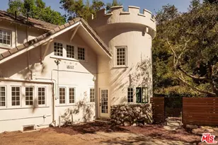 8337 Lookout Mountain Ave, Los Angeles, CA 90046 - Photo 3