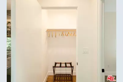 3741 Boise Ave, Los Angeles, CA 90066 - Photo 29