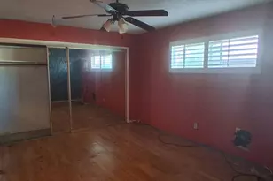 6581 Lemon Ave, Long Beach, CA 90805 - Photo 9