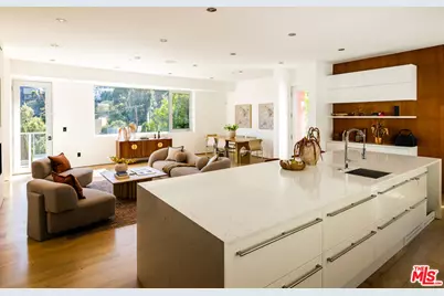 1700 Queens Ct, Los Angeles, CA 90069 - Photo 19