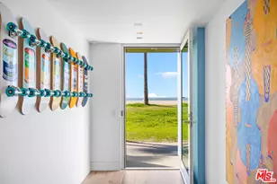2505 Ocean Front Walk, Venice, CA 90291 - Photo 3