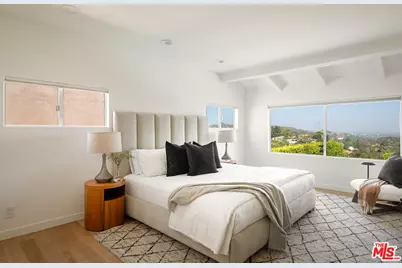 3109 Dona Susana Dr, Studio City, CA 91604 - Photo 17