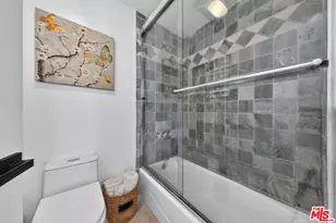10765 Wrightwood Ln, Los Angeles, CA 91604 - Photo 43