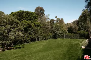 401 N Tigertail Rd, Los Angeles, CA 90049 - Photo 9