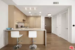 1755 Ocean Ave, Santa Monica, CA 90401 - Photo 3