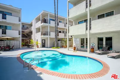 4445 Cartwright Ave #110, Toluca Lake, CA 91602 - Photo 23