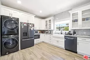 4447 Finley Ave, Los Angeles, CA 90027 - Photo 9