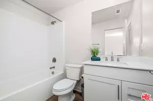 126 Dove Lndg, Covina, CA 91722 - Photo 17