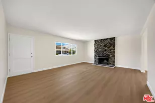 17082 Evergreen Cir, Huntington Beach, CA 92647 - Photo 27