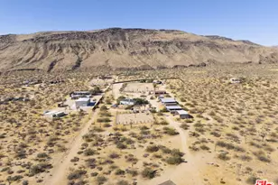 55616 Pipes Canyon Rd, Yucca Valley, CA 92284 - Photo 29