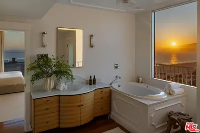 101 California Ave #Ph, Santa Monica, CA 90403 - Photo 39