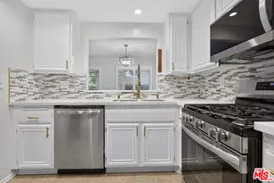 6716 Clybourn Ave, North Hollywood, CA 91606 - Photo 7