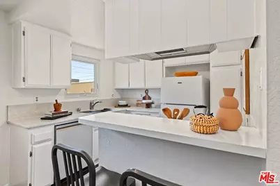 2016 Euclid St #13, Santa Monica, CA 90405 - Photo 13