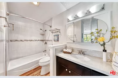 11301 Summertime Ln, Culver City, CA 90230 - Photo 27