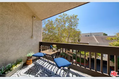 11301 Summertime Ln, Culver City, CA 90230 - Photo 7