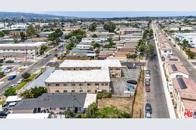 1351 W 227th St, Los Angeles, CA 90501 - Photo 17