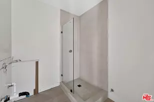 3950 Franklin Ave, Los Angeles, CA 90027 - Photo 19