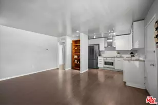 970 Palm Ave, West Hollywood, CA 90069 - Photo 3