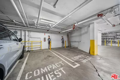 859 S Lucerne Blvd #110, Los Angeles, CA 90005 - Photo 39