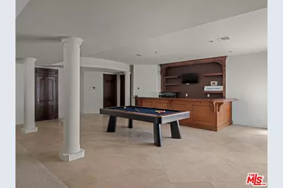 123 Fremont Pl, Los Angeles, CA 90005 - Photo 27