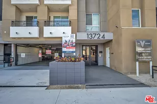 13724 Victory Blvd, Los Angeles, CA 91401 - Photo 3
