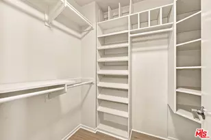 21801 Burbank Blvd, Los Angeles, CA 91367 - Photo 31