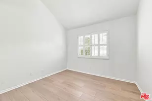 21801 Burbank Blvd, Los Angeles, CA 91367 - Photo 37