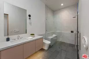 9705 Oak Pass Rd, Beverly Hills, CA 90210 - Photo 17